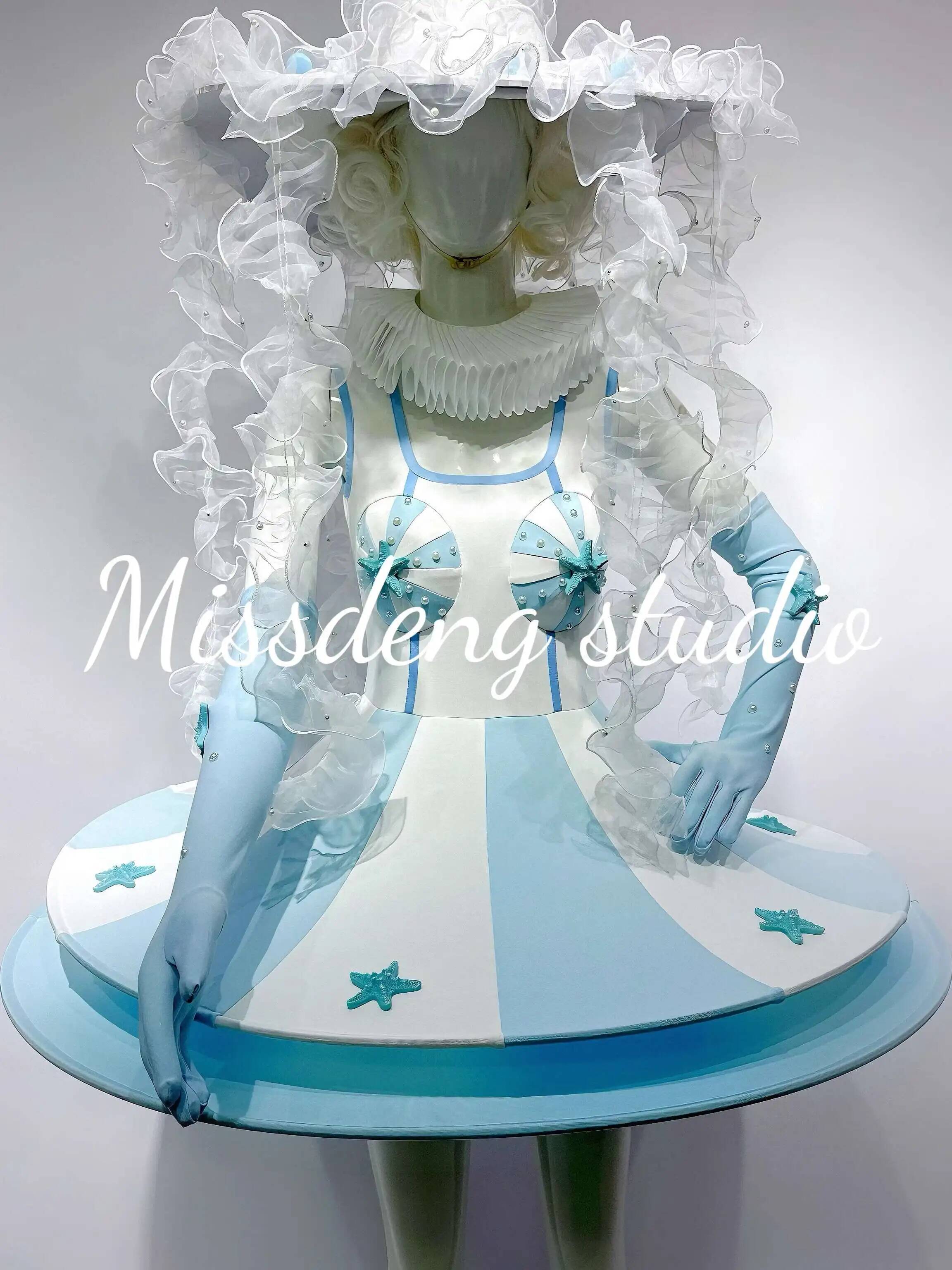 Cos Carnival Float Parade Cost - Aquarium & Marine Museum recension och pris